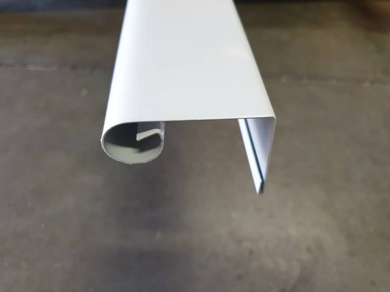 Main courante en alumuminum blanc en gironde