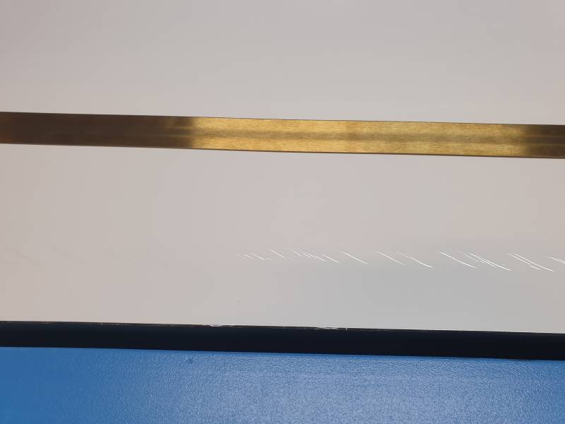 baguette inox ,seuil de porte sur mesure couleur OR